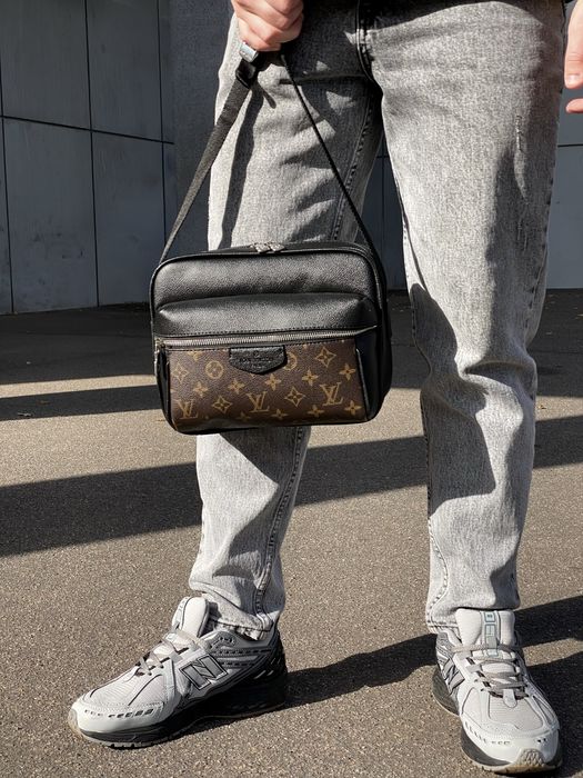 Мужская сумка Louis Vuitton чоловіча сумка бананка барсетка месенджер