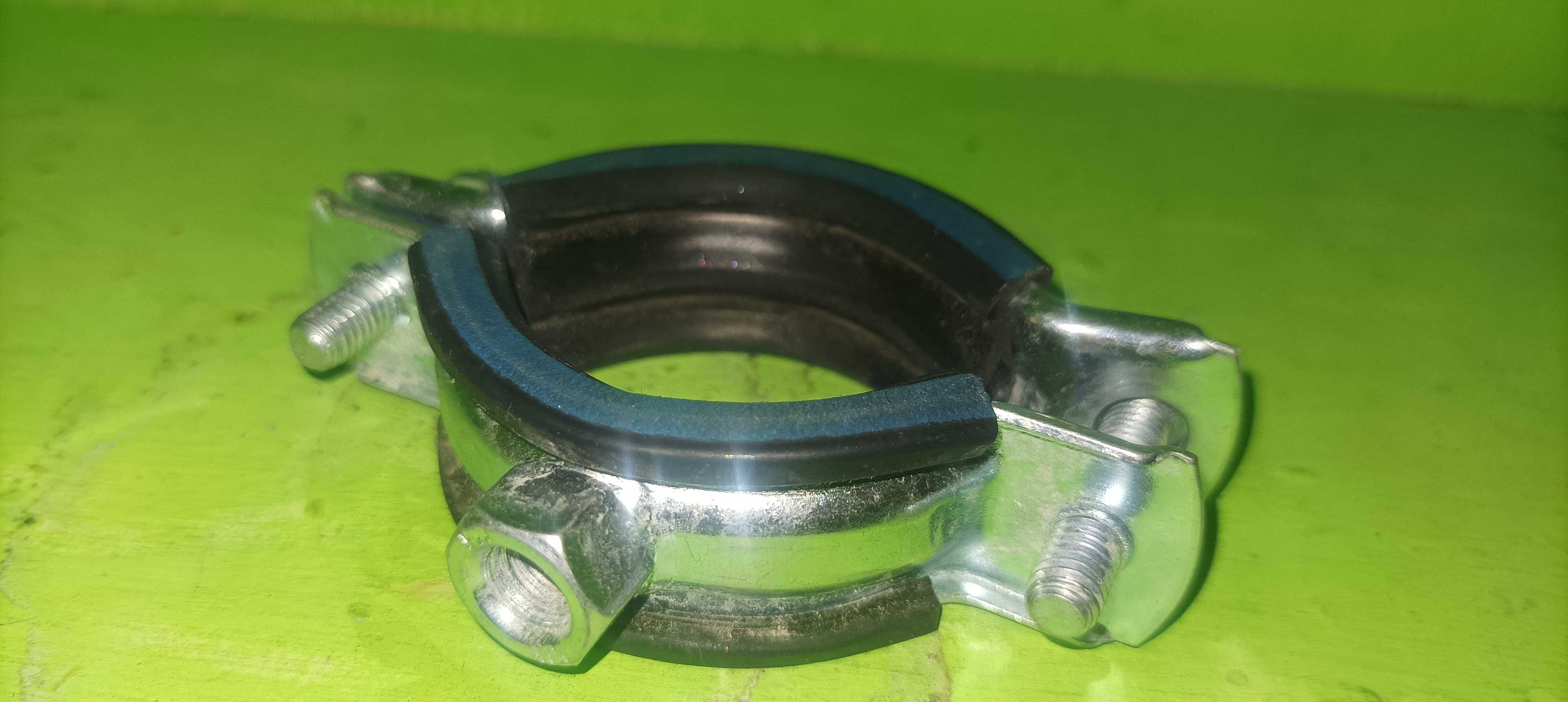 Obejma do rur caddy 1 '1/4  37-44