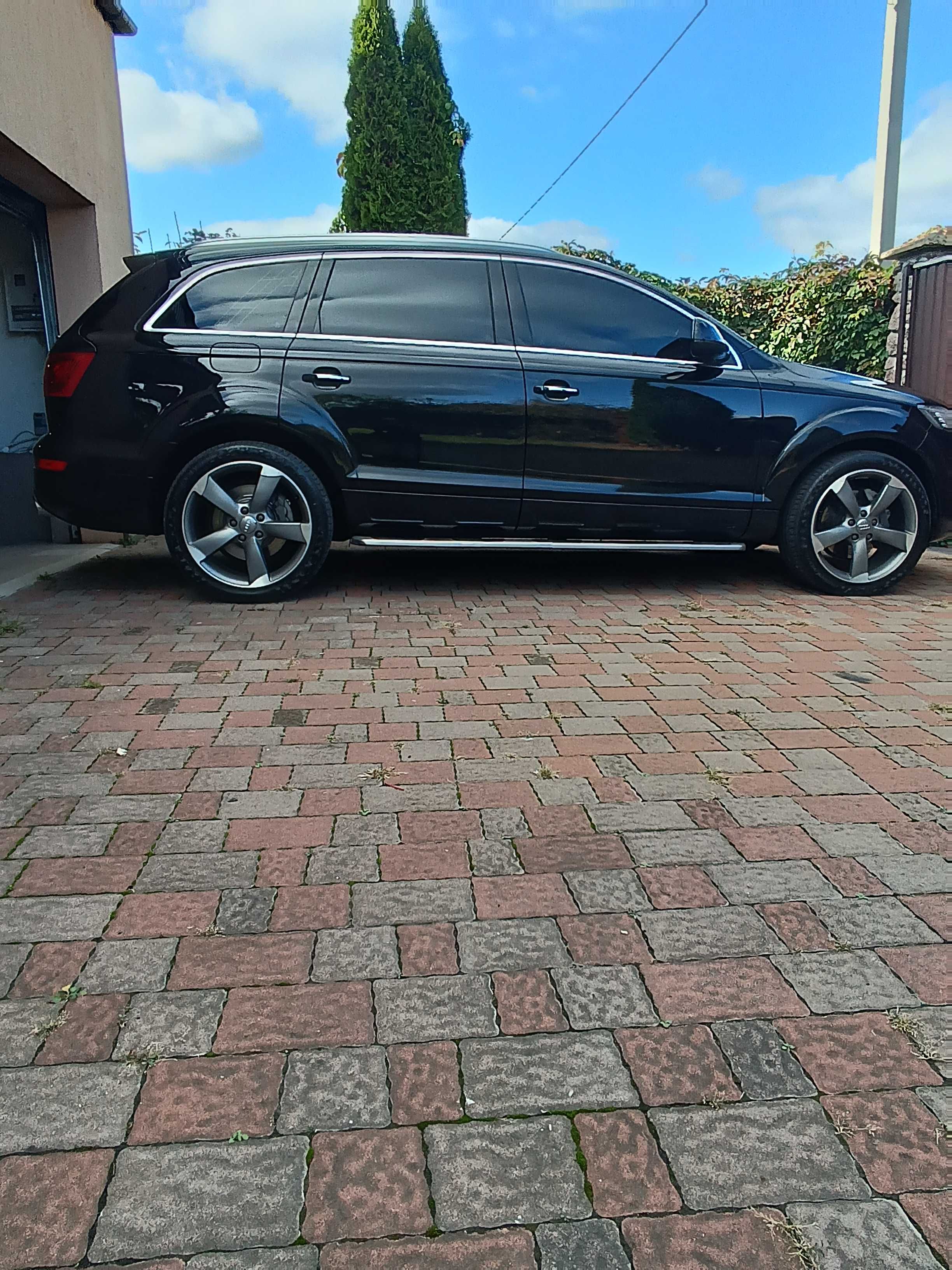 Ауди Q7 4.2 дизель  2014