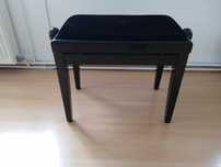 Ławka do pianina czarny połysk