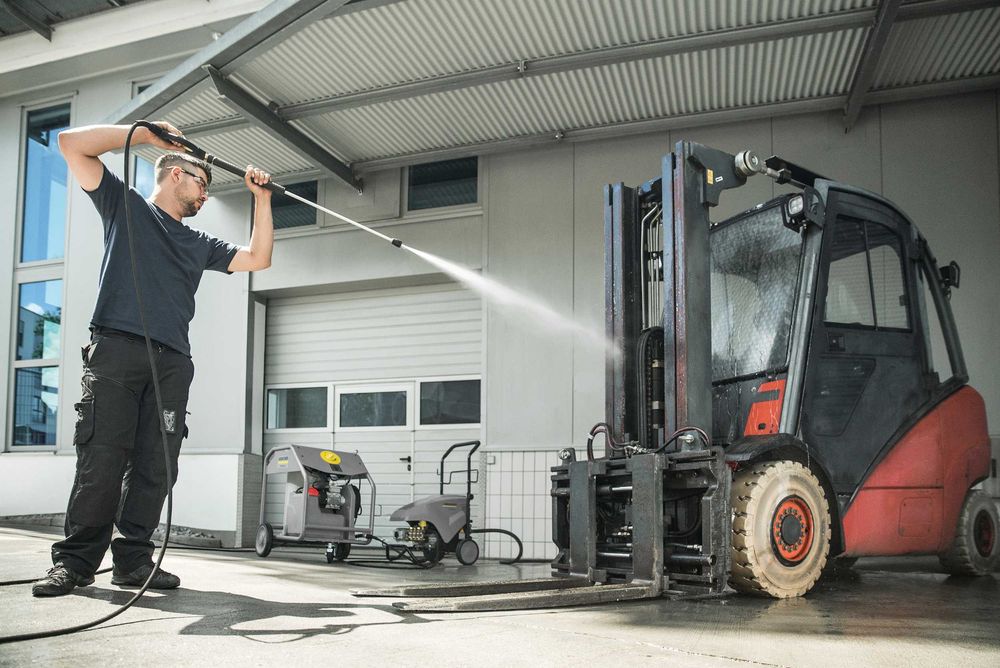 Generator gorącej wody KARCHER HG 64 Nagrzewnica Podgrzewacz 1.030-510