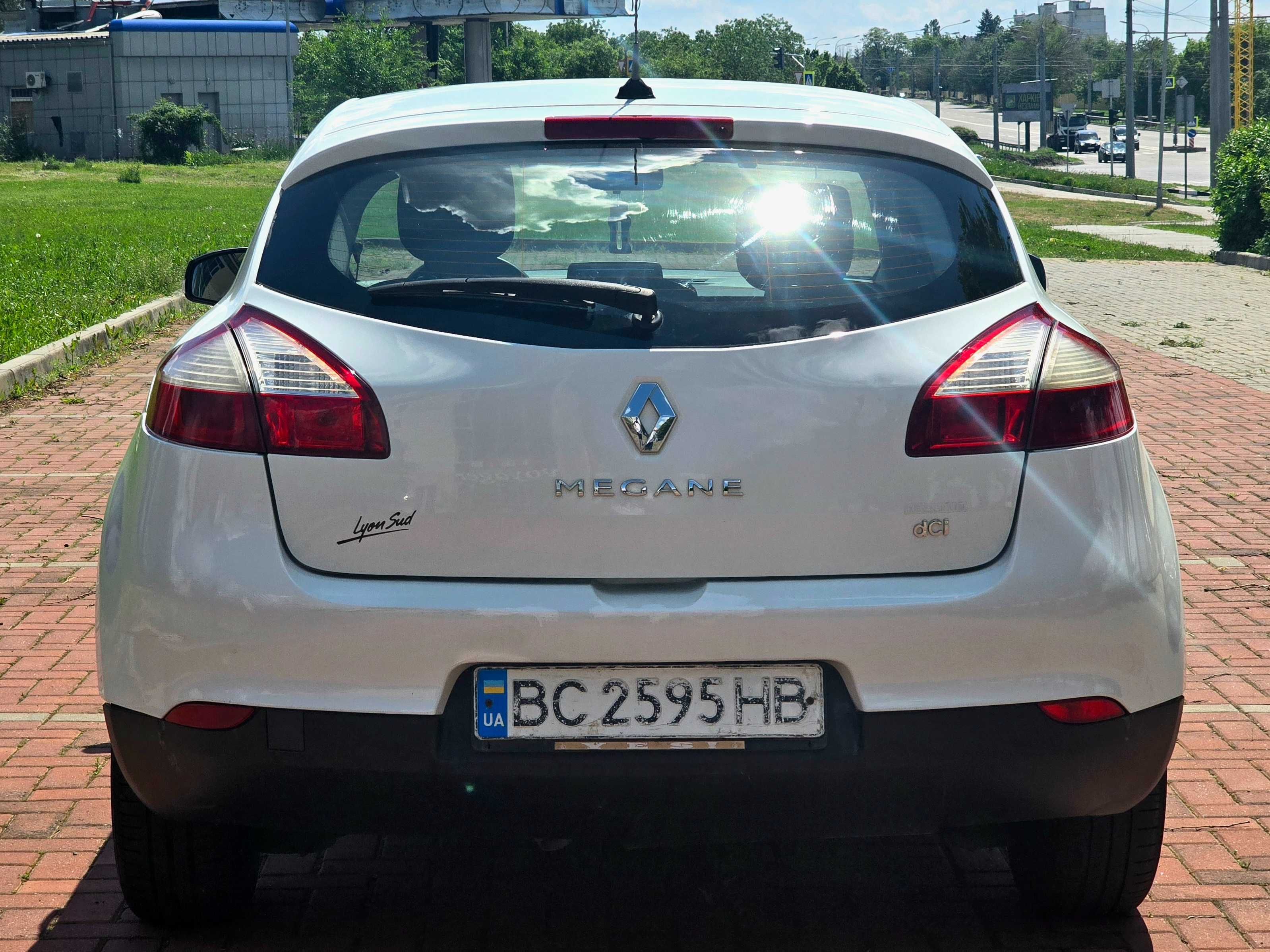 Renault Megane 2014г.в. 1.4 турбодизель