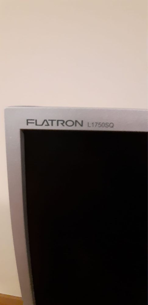 Monitor LG flatron