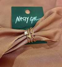 Набір каблучок від nasty gal