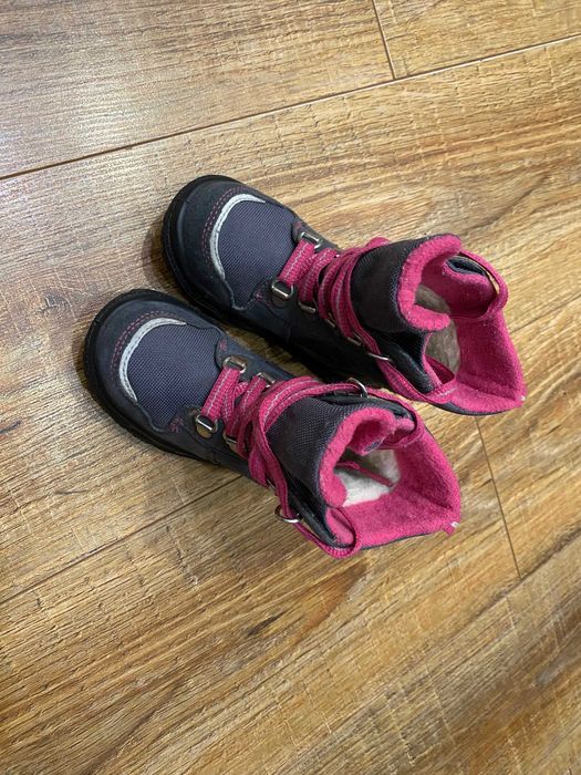 Ботинки зимние сапожки термо черевики на девочку Superfit р.24