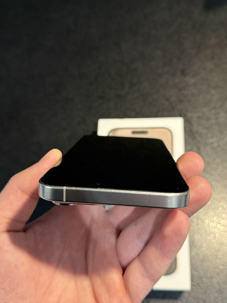 iPhone 15 pro max 256GB etui gratis!