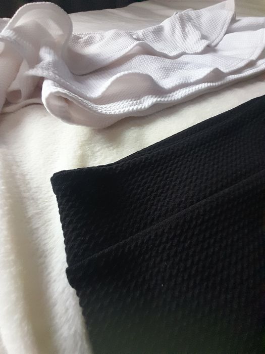 Костюм (спідниця міді та топ)