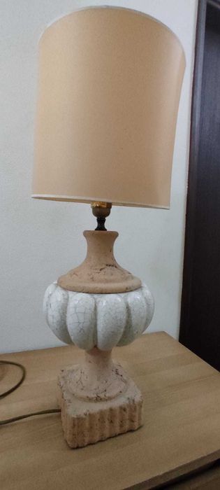 Candeiro individual moderno