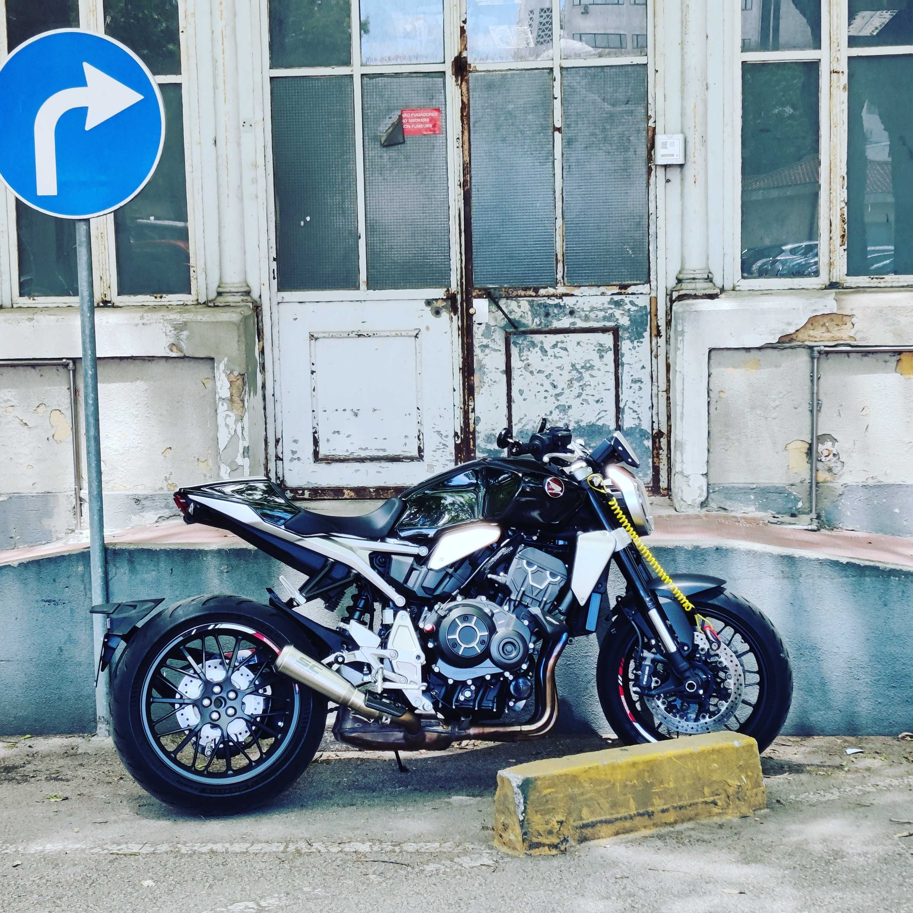 Honda CB1000R SC80
