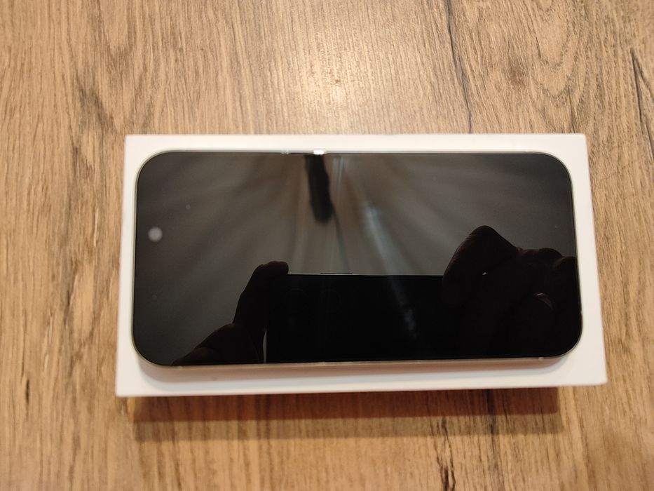iPhone 15 Pro 256 GB , biały, stan bardzo dobry