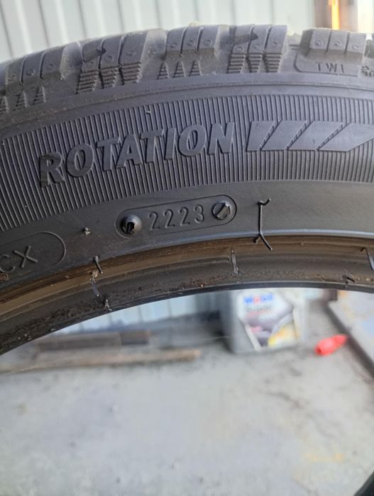 Kormoran snow 2szt 235/45/r18
