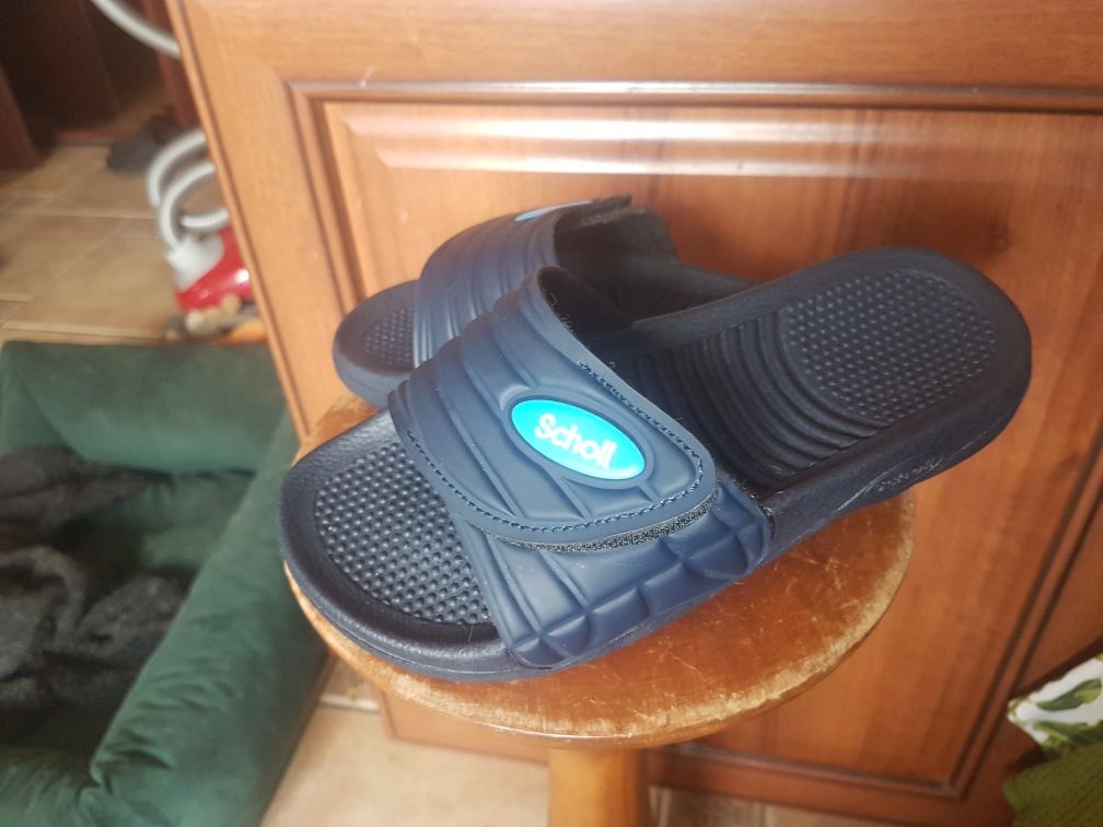 Klapki sportowe na basen Scholl uniseks 36 fakirki