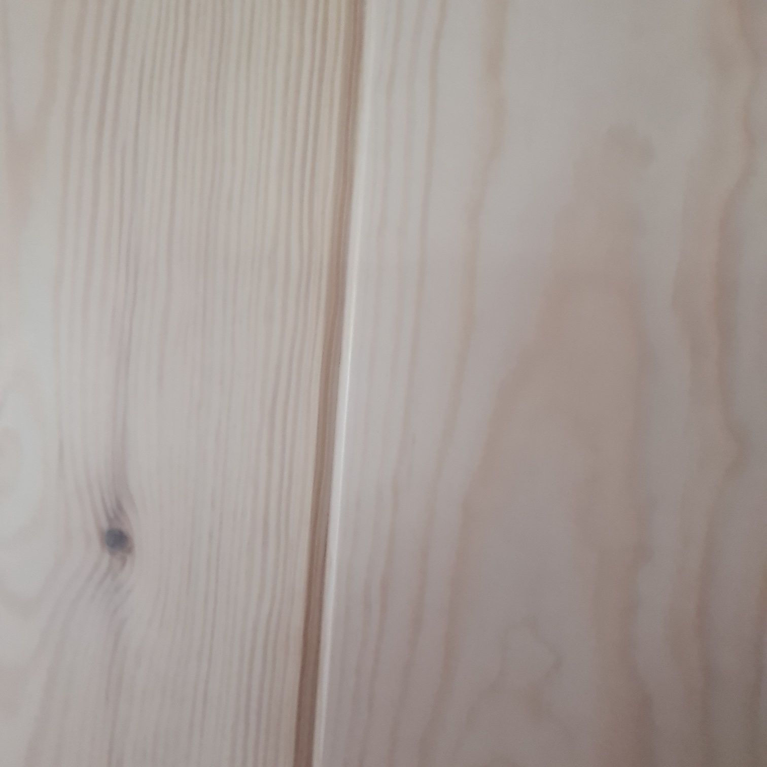 Drzwi przesuwne drewniane typu barn door