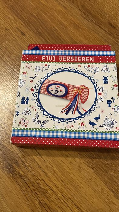 Zestaw zrób to sam uszy i piórnik