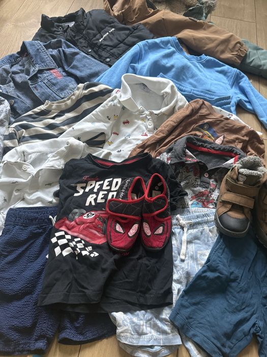 Kurtka, buty, spodnie, swetry