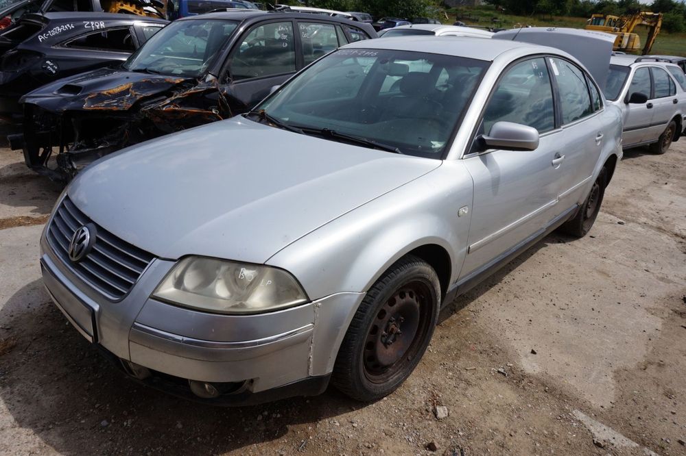 VOLKSWAGEN PASSAT B5 LIFT SEDAN 2000 LA7W 1.9 TDI AVF 130KM ELN SREBRNY na części