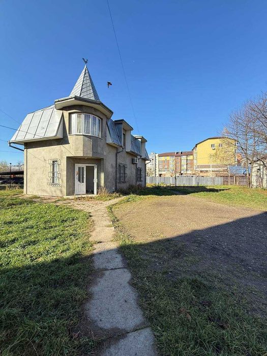 Продаж комерційного приміщення в центрі міста