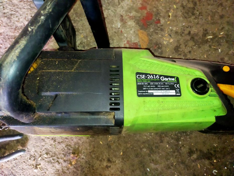 Продам електро пилу