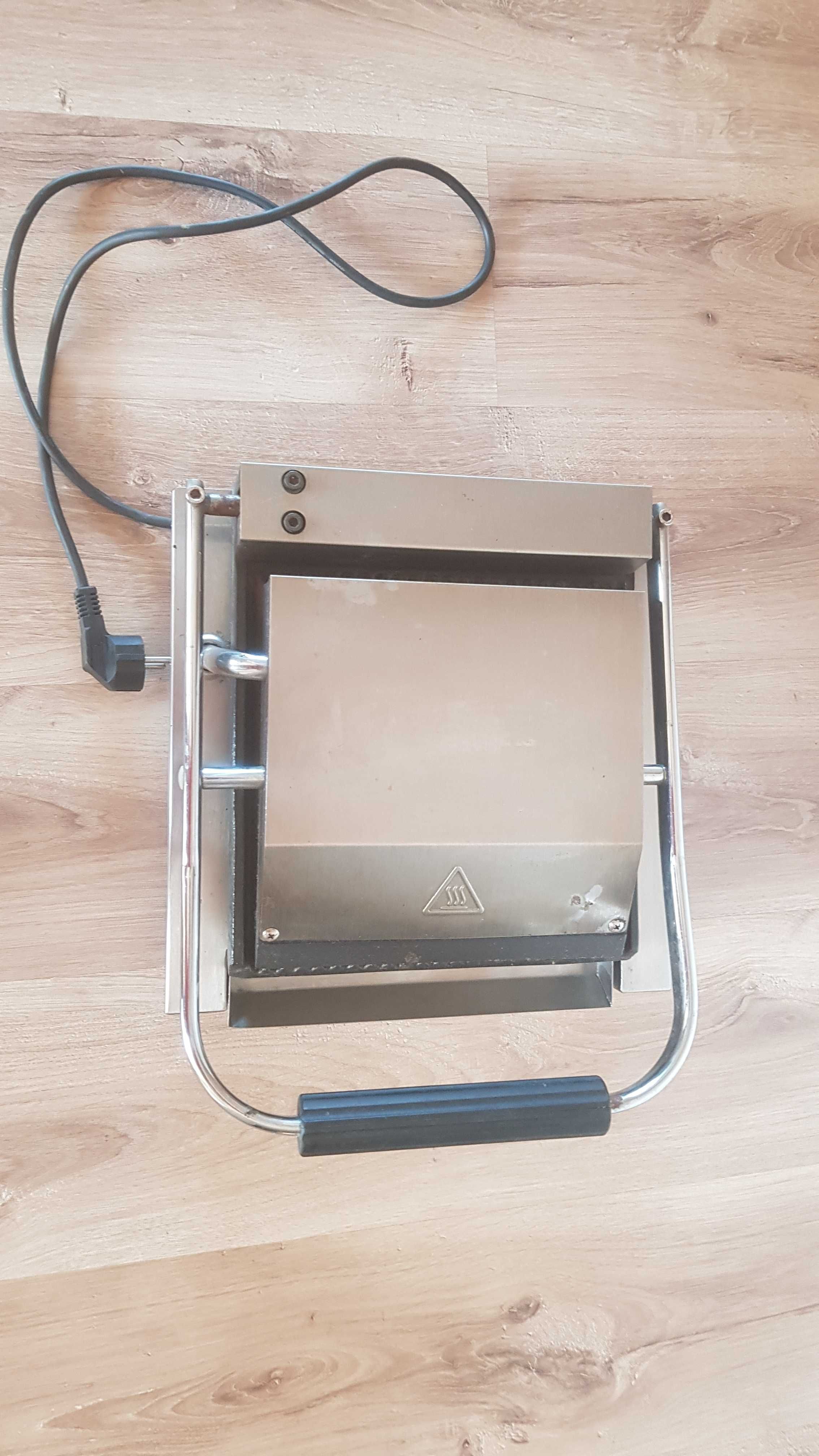 Grill kontaktowy elektryczny Hendi 263501