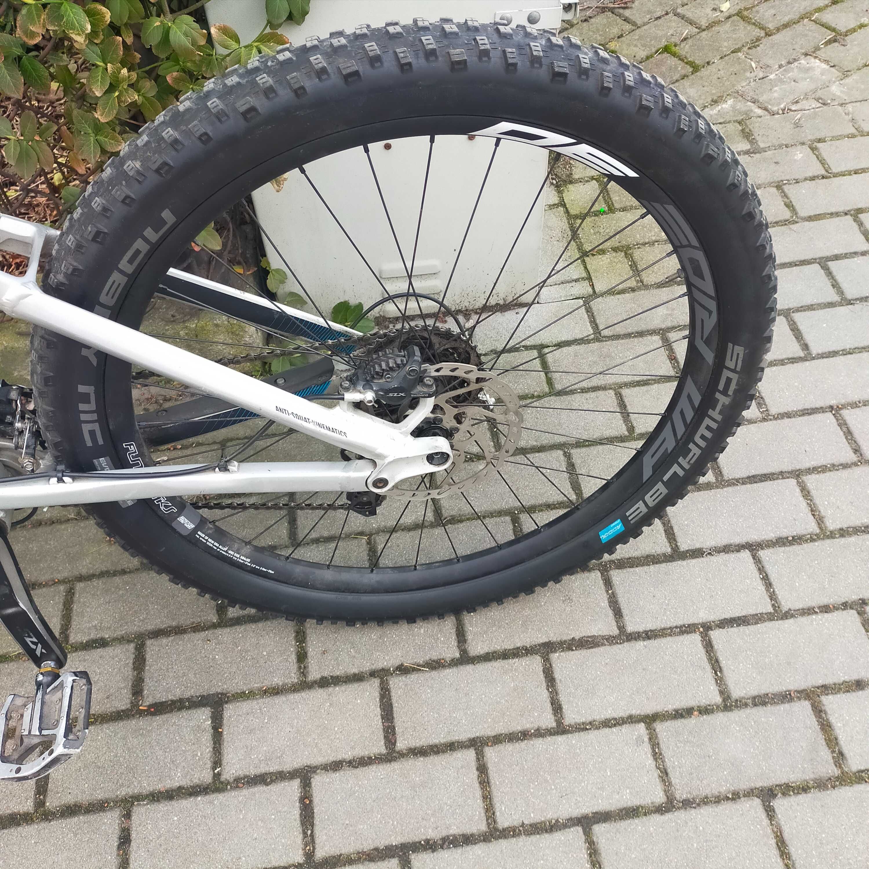Canyon Spectral AL 6.0 M 27,5" Full MTB Enduro Trail Trek Marin FOX XC