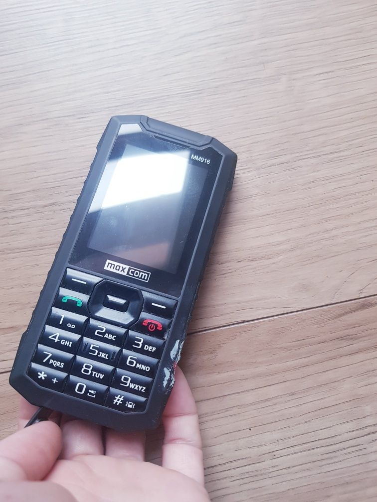 Sprzedam telefon max com MM916