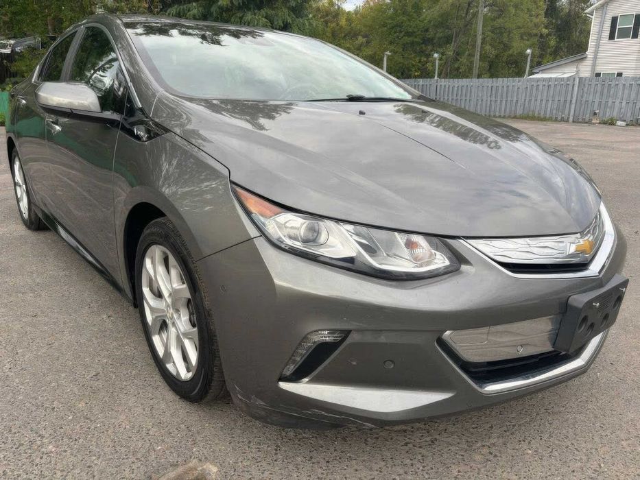 Chevrolet Volt Premier      2016