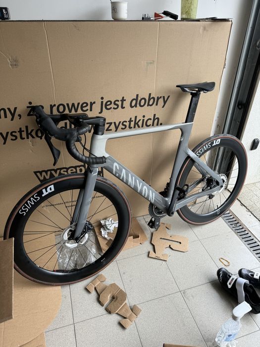 Canyon Aeroad cf SL 8 ultegra dt swiss 62mm rozm L