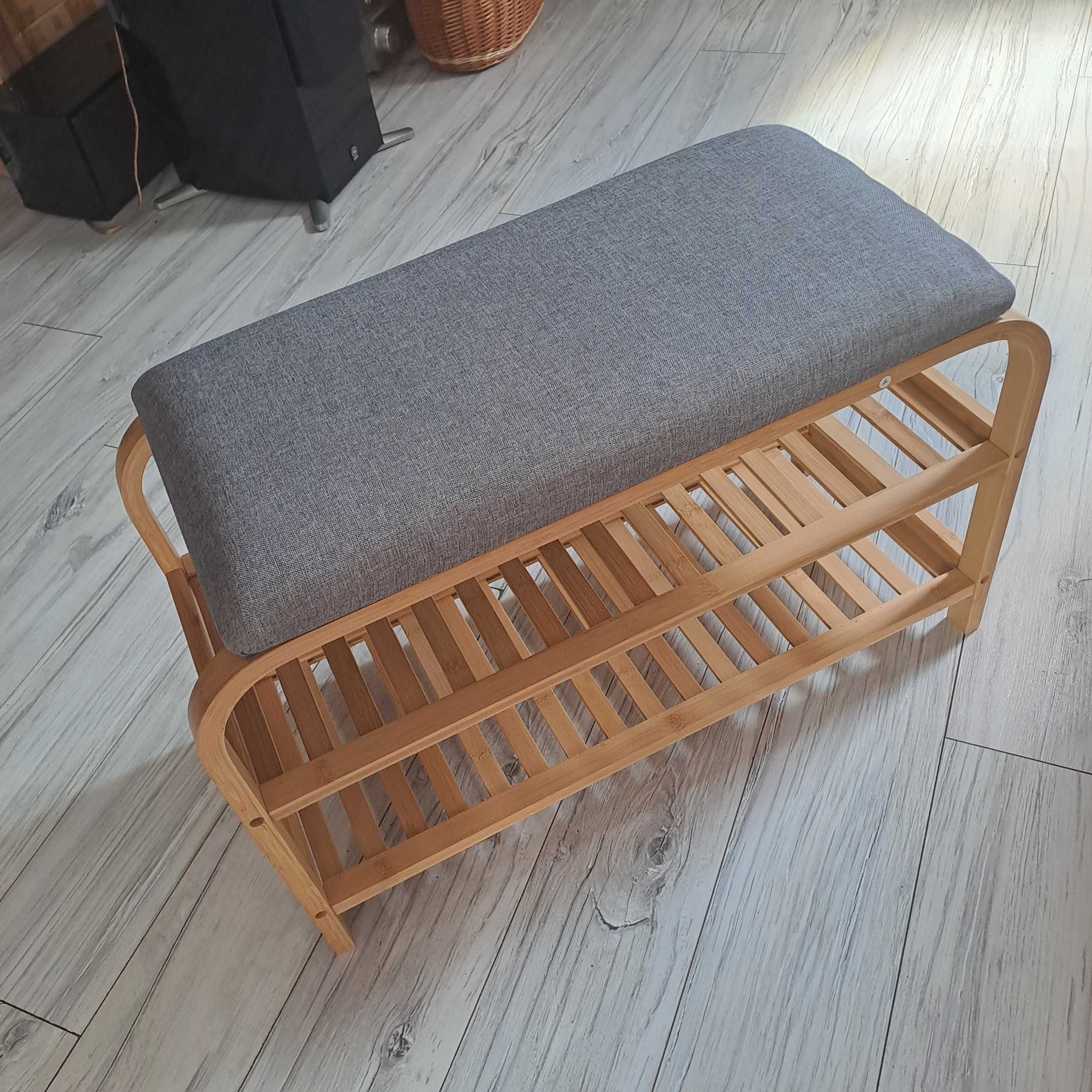 Półka na buty z siedziskiem