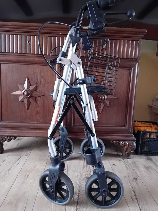 Balkonik Chodzik siedzisko z koszykiem na zakupy jak nowy (WYSYŁAM)