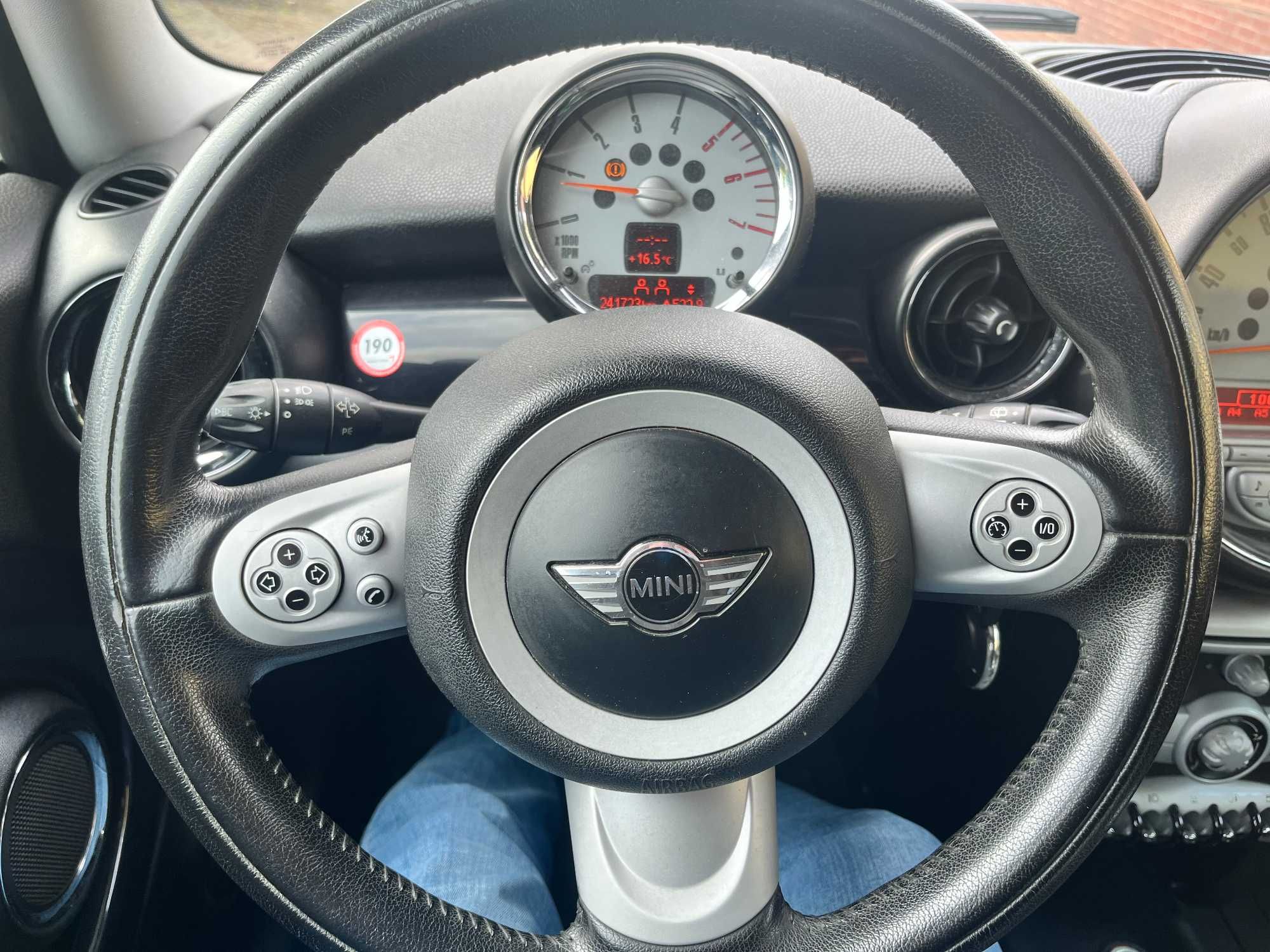 Mini Cooper model 2008 klima 1.6 diesel