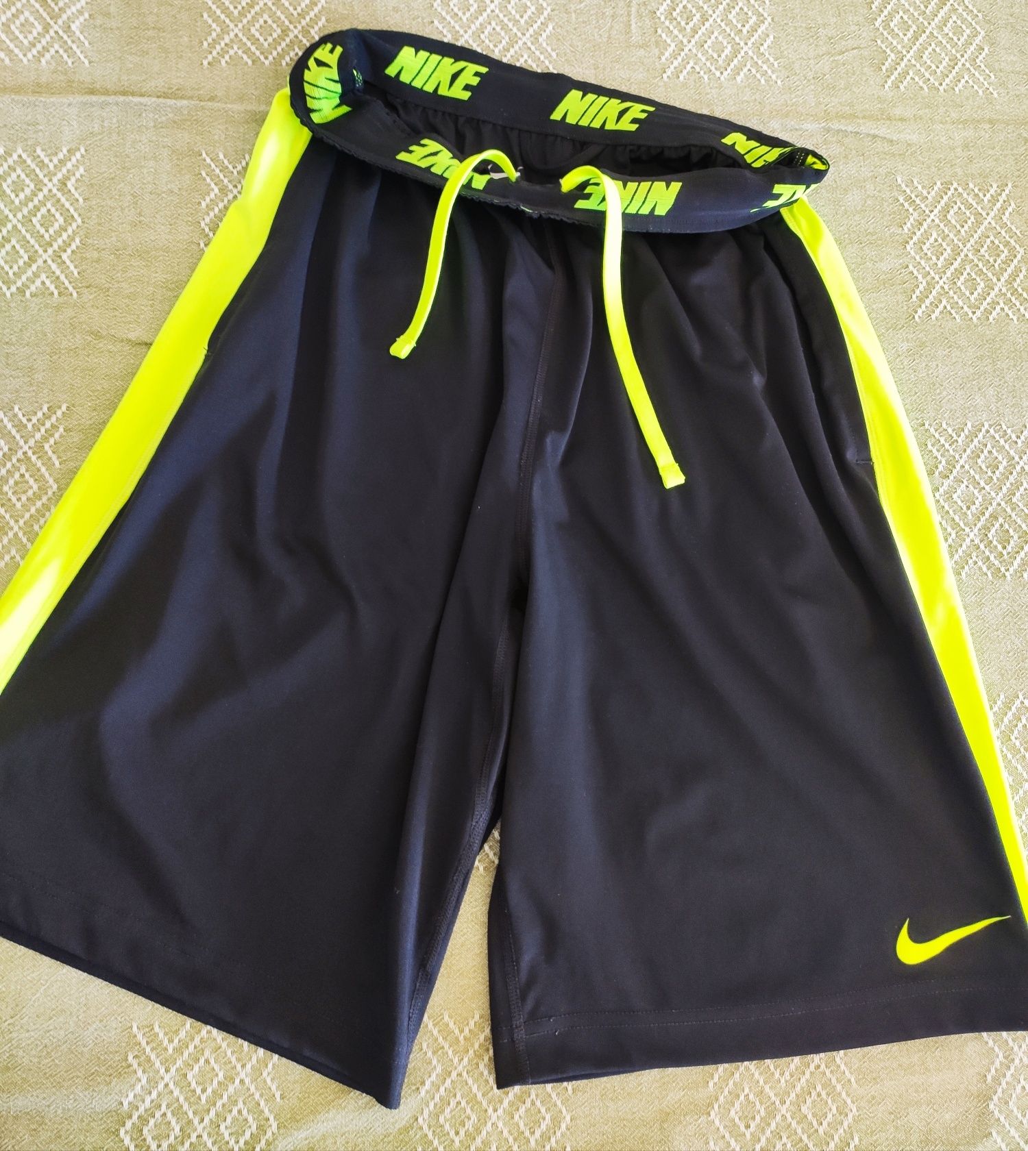 Calções Nike Dri-fit S