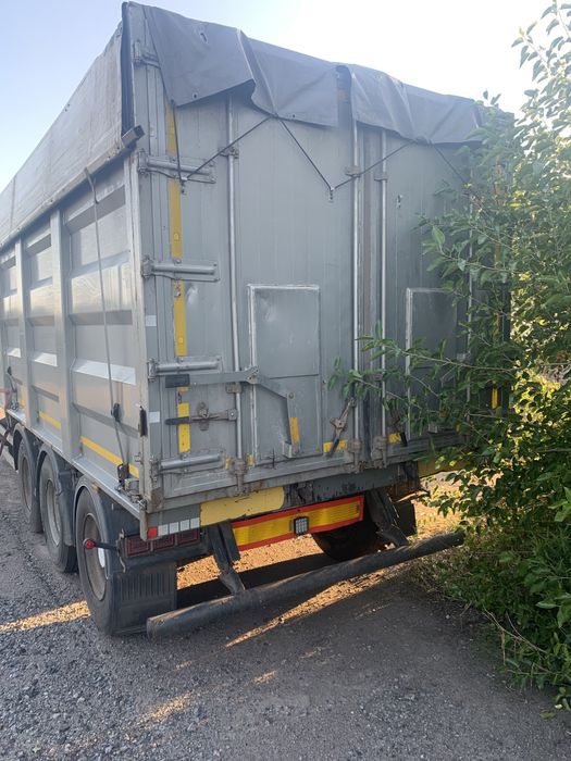 Полуприцеп самосвал зерновоз Bodex.