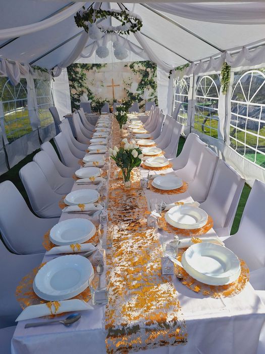 Namiot imprezowy komunie stoły krzesła