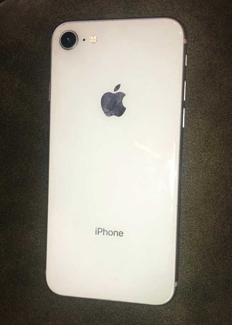 iPhone 8 em ótimo estado (256 GB)