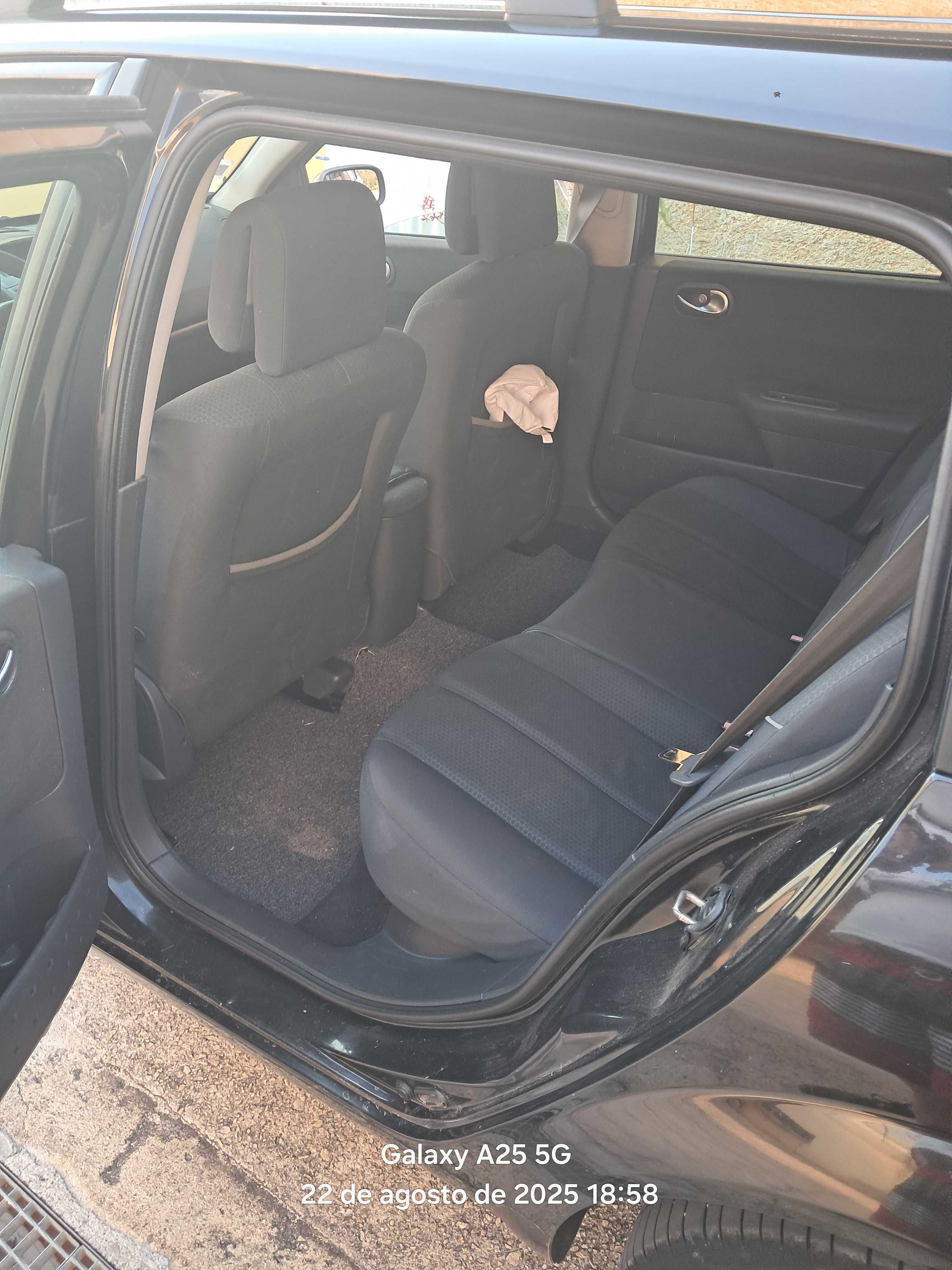 Carro renault megane