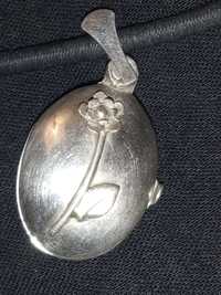 Wisiorek medalion wisior sekretnik pamiątka srebrny medalik prezent