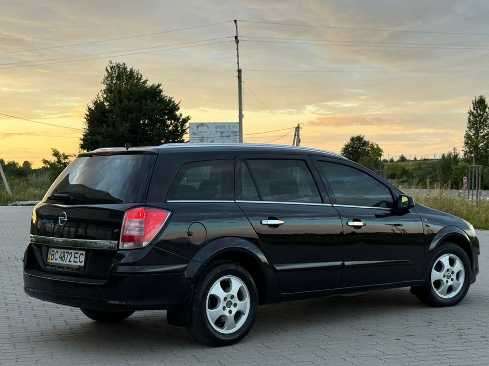 Opel Astra , у гарному стані