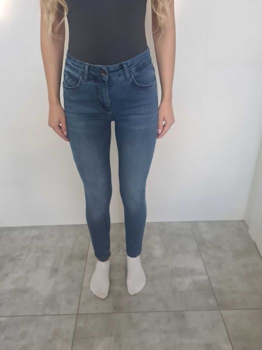 Spodnie firmy Patrizia Pepe rozmiar 26