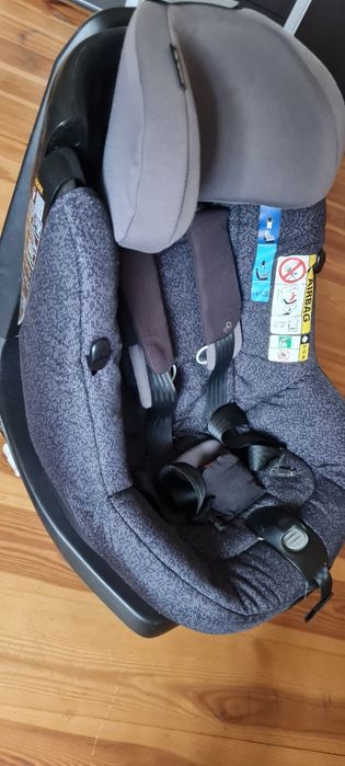 Fotelik obrotowy Maxi cosi axissfix plus