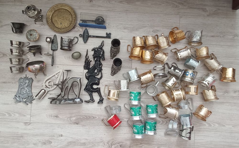 Подстаканник,подсвечник,пепельница.