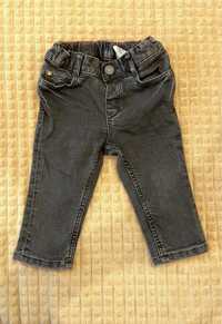 Чорні джинси на хлопчика 6-9 місяців