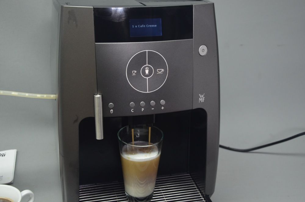 WMF 450 by Schearer automatyczny ciśnieniowy ekspres do kawy