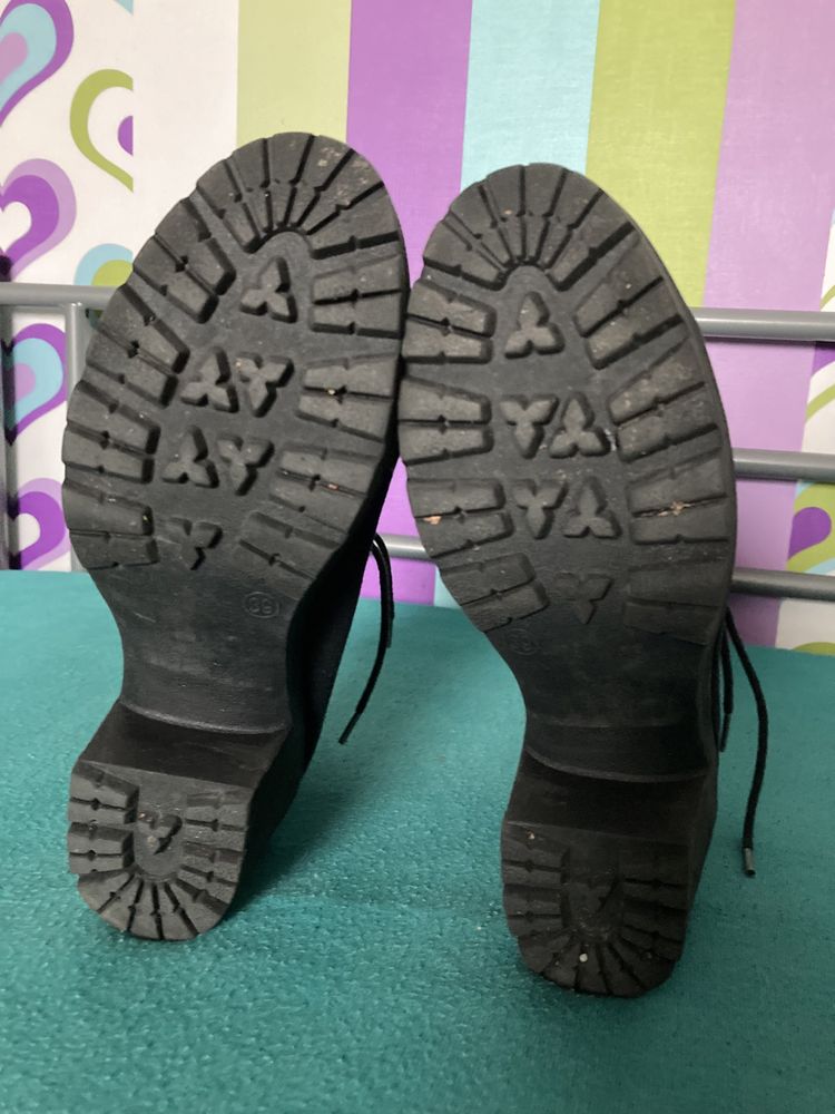 Buty czarne trampki na koturnie 38-38,5