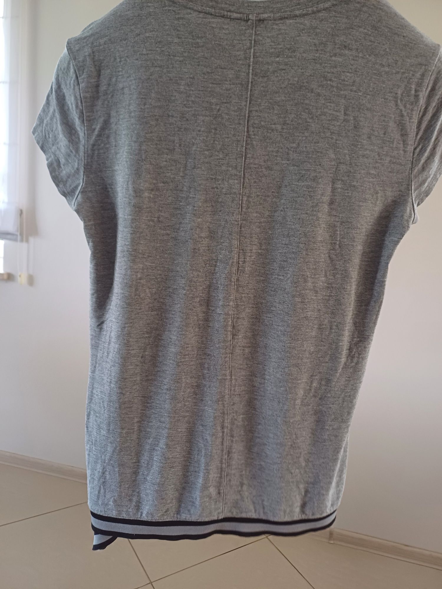Nowa bluzka Calvin Klein