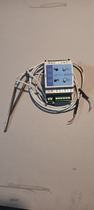 Dwukanałowy regulator temperatury GICT PT 100