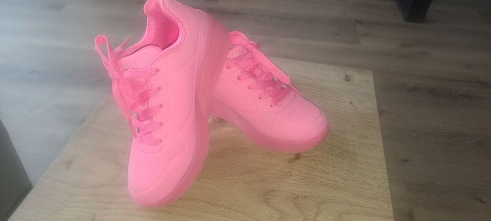 Adidasy dziewczce Skechers 33