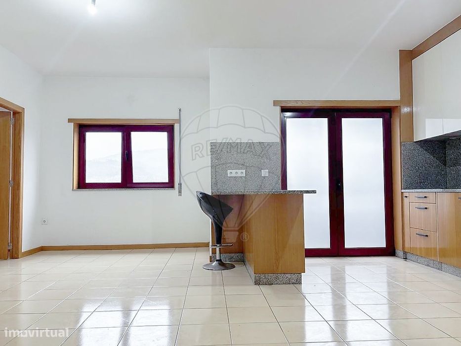 Apartamento T1 no centro de Amares, em Ferreiros!