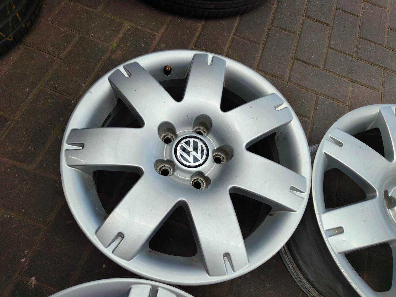 5x112 Alufelgi R16 VW PASSAT B5 FL B6 B7 B8 Touran Golf Caddy ET37 7j