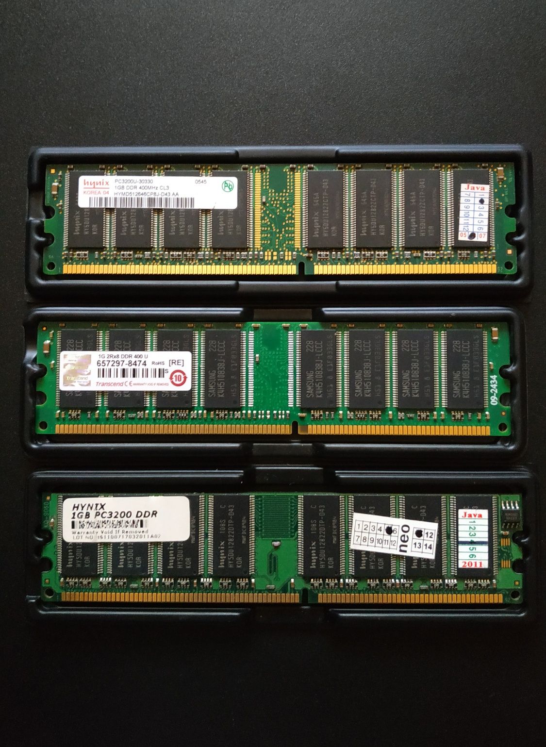 Оперативная память DDR  DDR1  1Gb (3 шт), возможен обмен