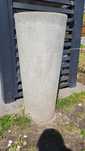 2 donice betonowe